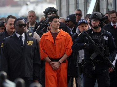 Luigi Mangione arrives for trial. Luigi Arrives in NYC